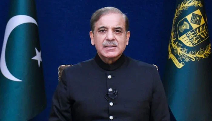 پاکستان کو ڈیفالٹ سے بچانا ایک اہم کامیابی ہے، اور موجودہ معاشی بحالی کسی معجزے سے کم نہیں،" وزیرِ اعظم شہباز